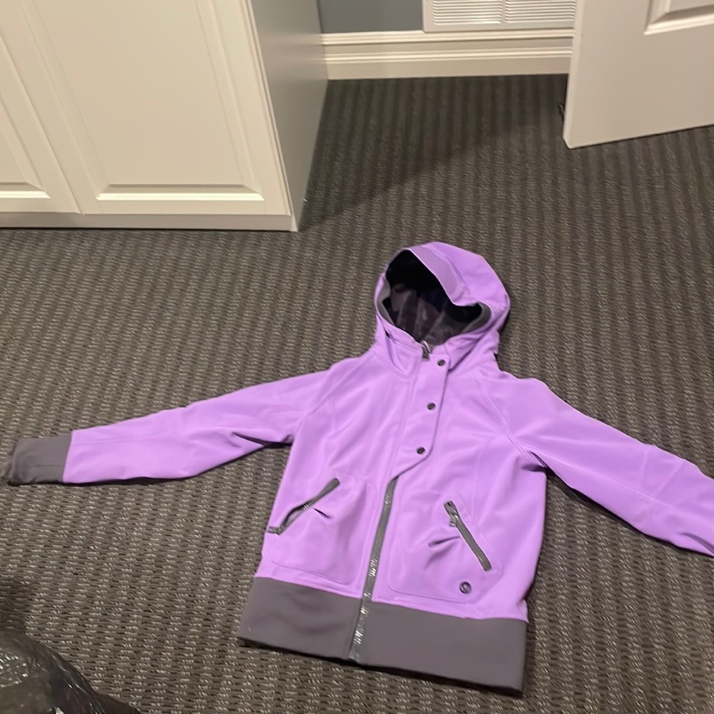 Lulu lemon purple jacket